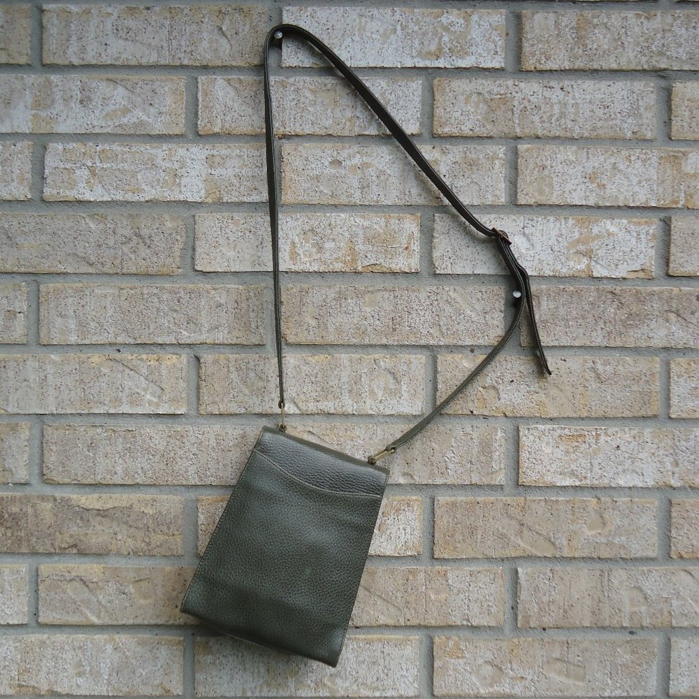 Vintage Mark Cross New York leather bag/purse. - Picture 2 of 16